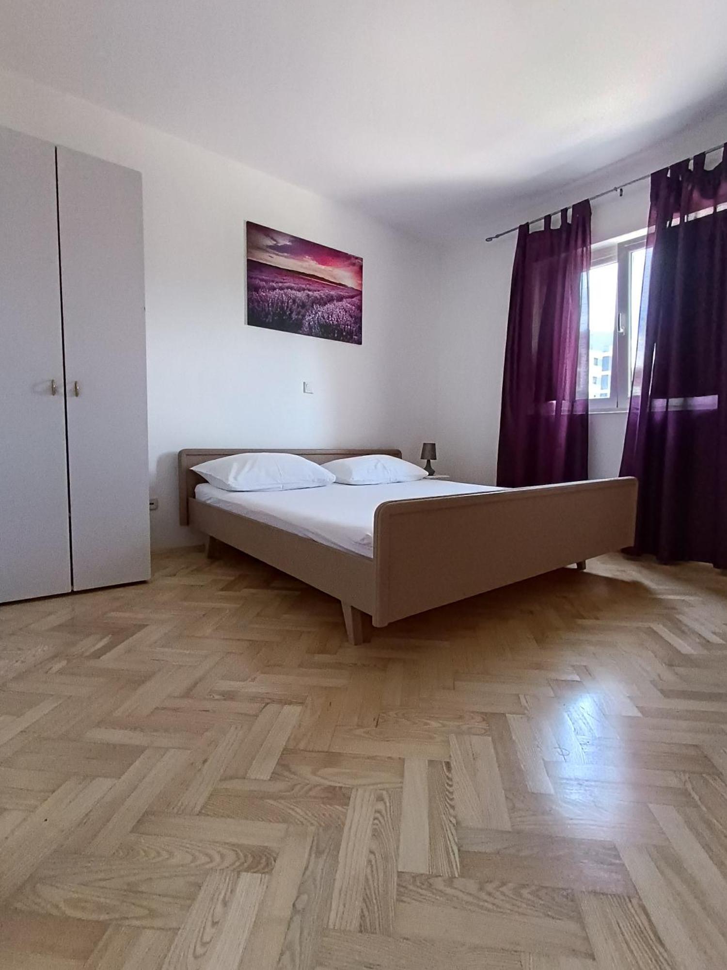 Apartment Lo - With Swimming Pool Spalato Esterno foto