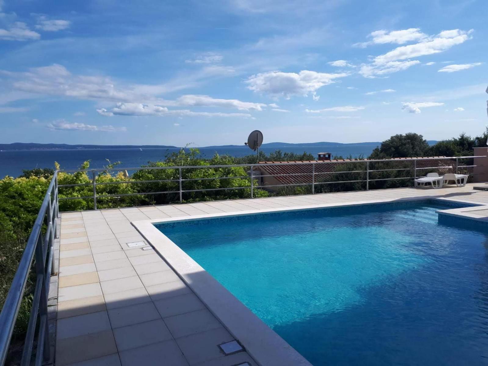Apartment Lo - With Swimming Pool Spalato Esterno foto