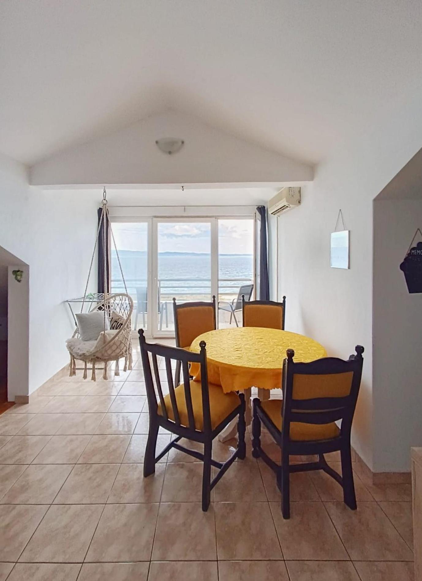 Apartment Lo - With Swimming Pool Spalato Esterno foto