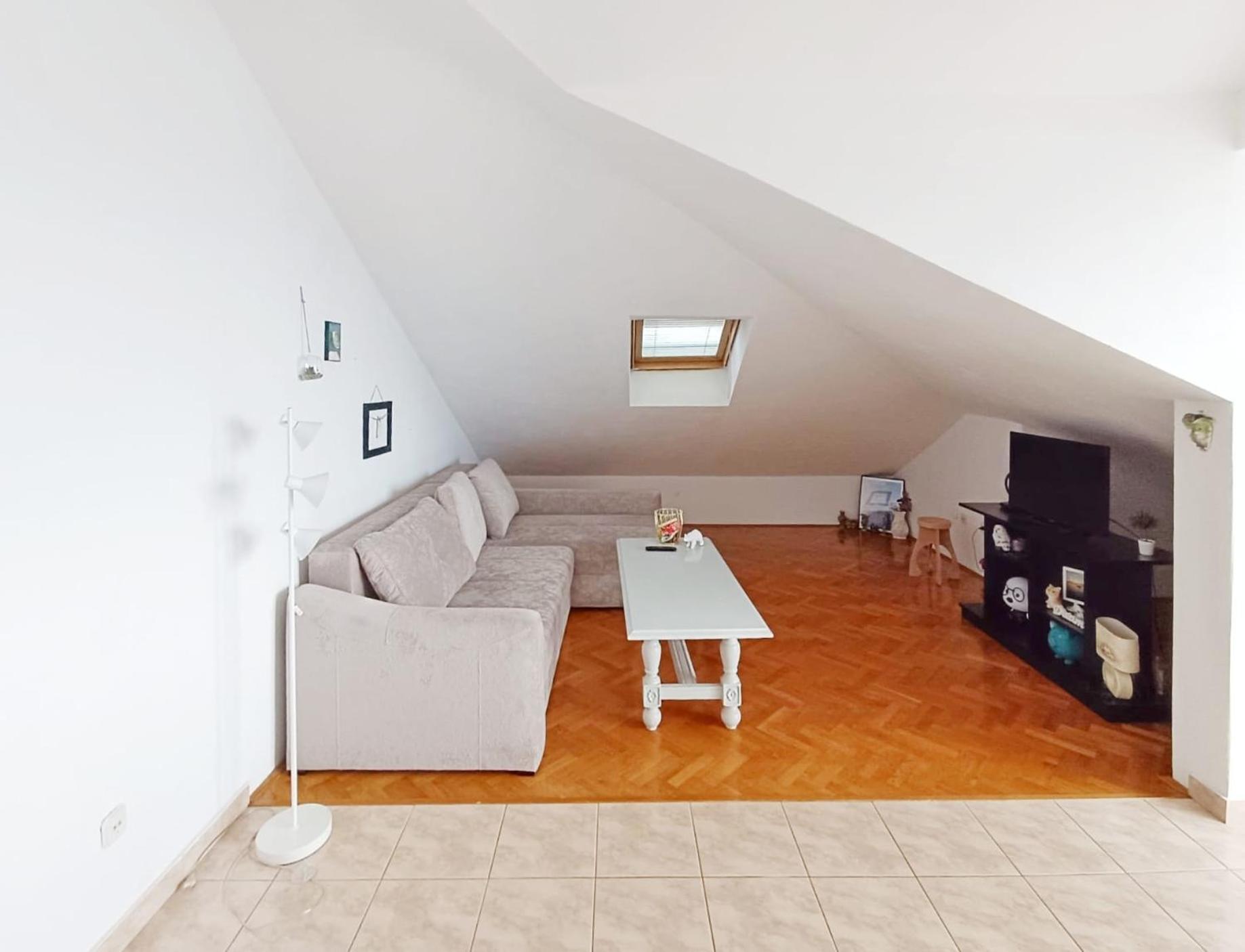 Apartment Lo - With Swimming Pool Spalato Esterno foto