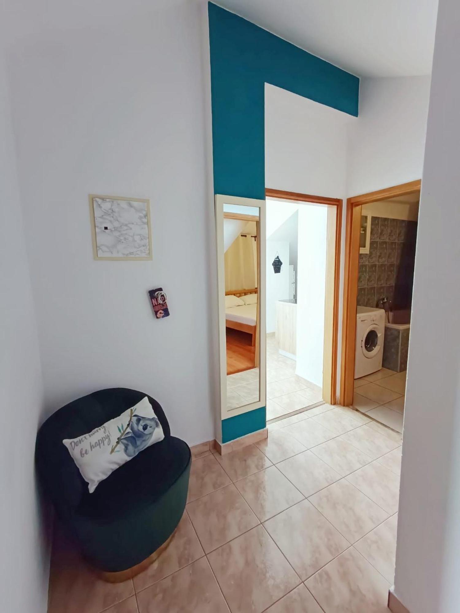 Apartment Lo - With Swimming Pool Spalato Esterno foto