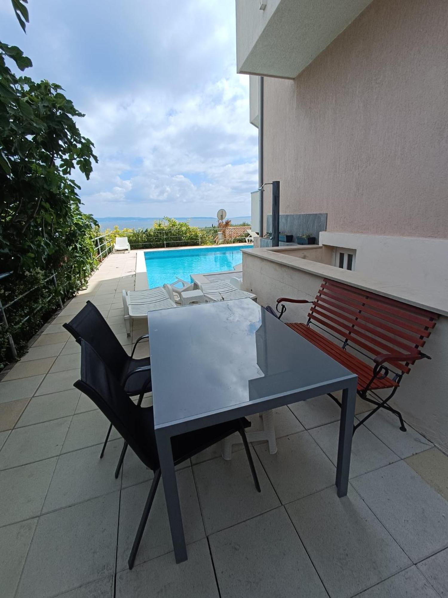 Apartment Lo - With Swimming Pool Spalato Esterno foto